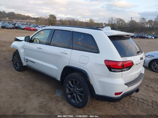 1C4RJEBG5GC392512 Jeep Grand Cherokee Limited 75th Anniversary