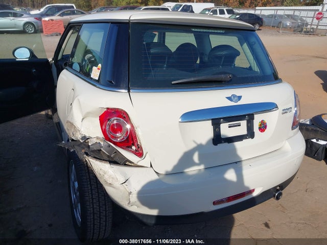 2012 MINI COOPER WMWSU3C56CT258755 Photo 5