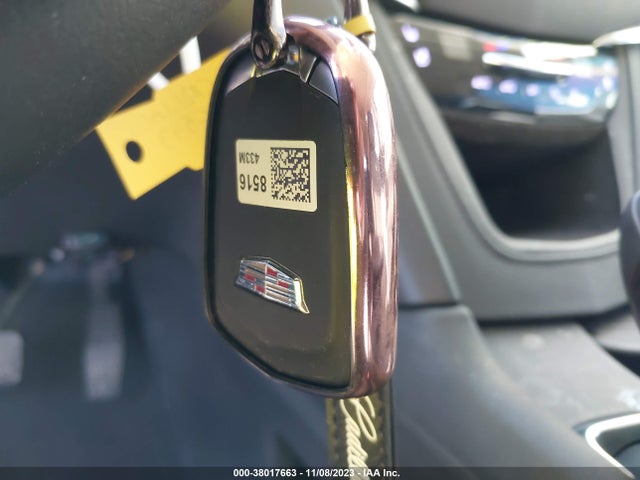 1GYKNCRS1HZ237064 Cadillac Xt5 Premium Luxury Fwd
