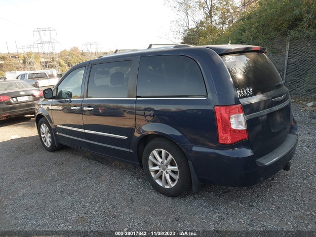 2C4RC1GG1FR708263 Chrysler Town & Country Limited Platinum
