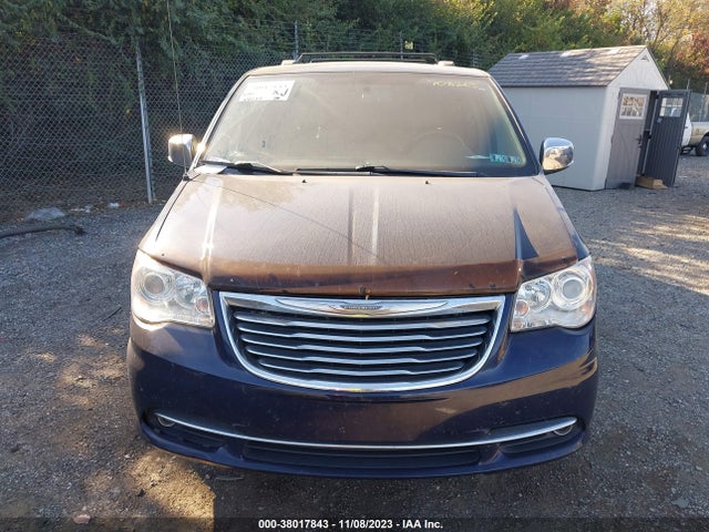 2C4RC1GG1FR708263 Chrysler Town & Country Limited Platinum