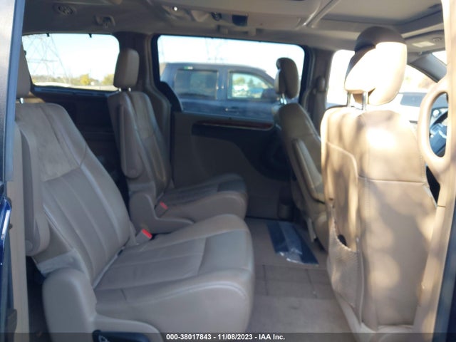 2C4RC1GG1FR708263 Chrysler Town & Country Limited Platinum