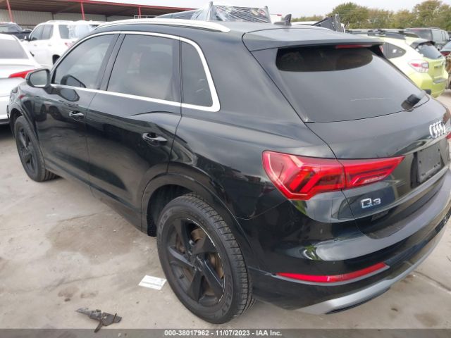 2019 AUDI Q3 WA1AECF38K1075450 Photo 2