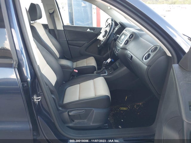 2016 VOLKSWAGEN TIGUAN R-LINE/S/SE/SEL VIN: WVGAV7AX3GW588019
