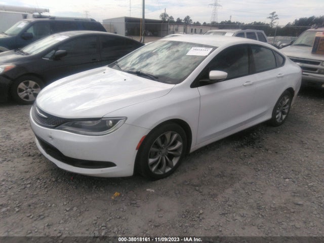 Chrysler 200 S 2015 1C3CCCBB1FN743707 Image 2