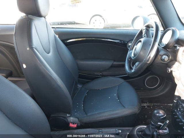 2013 MINI HARDTOP WMWSU3C58DT680074 Photo 4