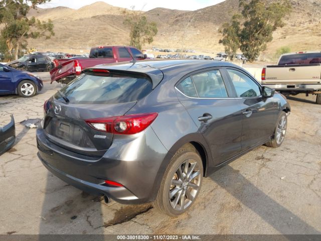 2018 MAZDA MAZDA3 3MZBN1L34JM230741 Photo 3
