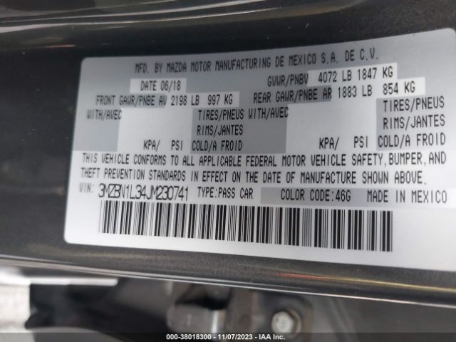 2018 MAZDA MAZDA3 3MZBN1L34JM230741 Photo 8