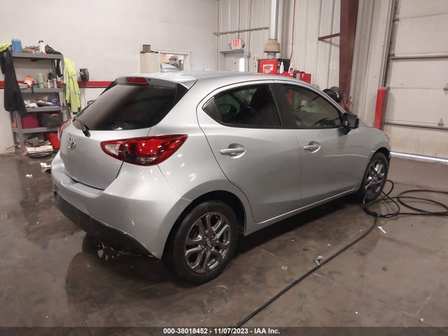 Toyota YARIS LE 2020 3MYDLBJV3LY705708 Image 4