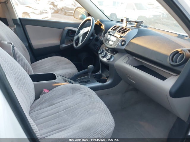 2006 TOYOTA RAV4 VIN: JTMZD33V765008337