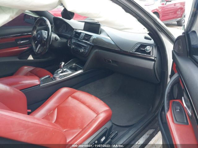 WBS3R9C5XFK332340 BMW M4