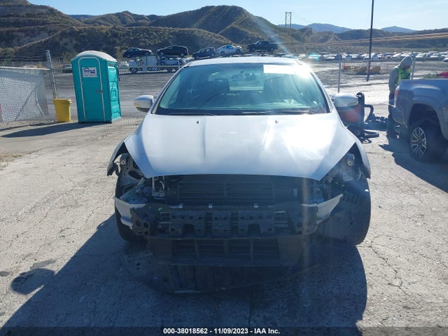 2016 FORD FOCUS SE VIN: 1FADP3F21GL206613