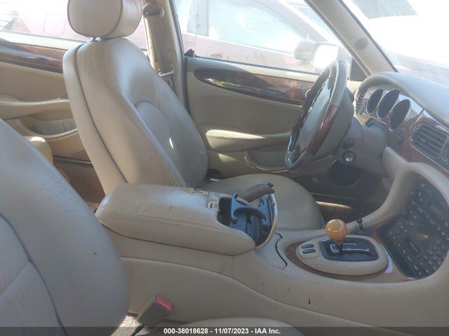 2000 JAGUAR XJ8 SAJDA24C8YLF11002 Photo 4