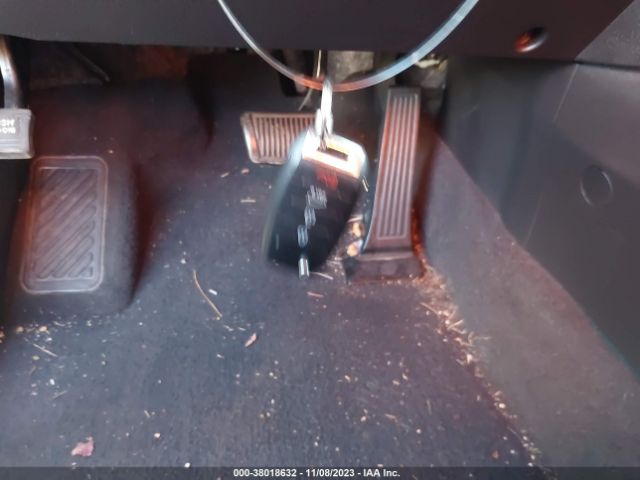 5XYKTDA78EG426068 KIA Sorento Lx V6
