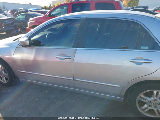 2006 HONDA ACCORD 2.4 SE VIN: 1HGCM56376A044663