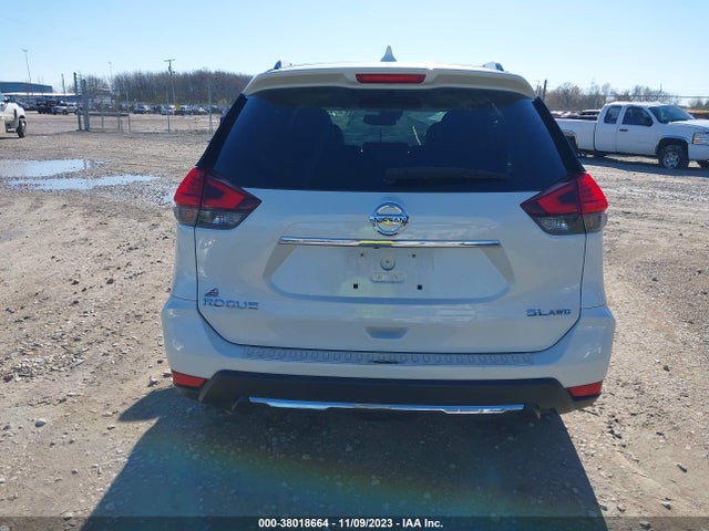 2017 NISSAN ROGUE SL VIN: 5N1AT2MVXHC872379