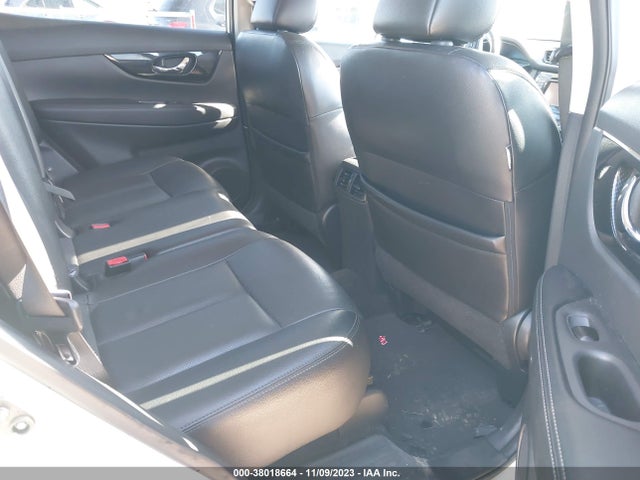 2017 NISSAN ROGUE SL VIN: 5N1AT2MVXHC872379