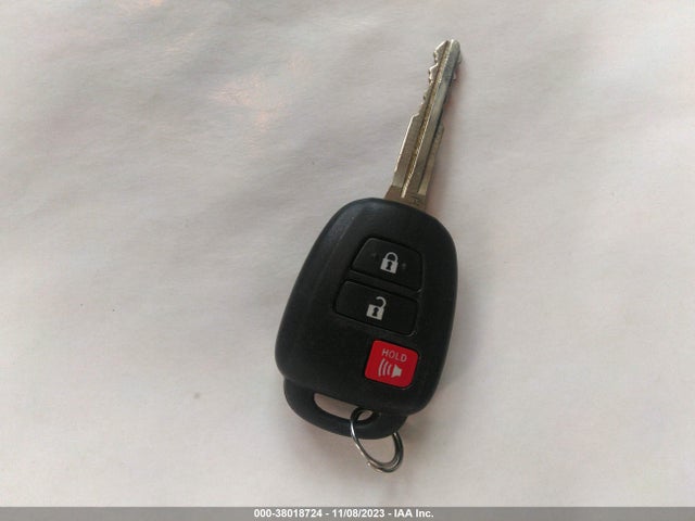 2017 TOYOTA RAV4 LE VIN: 2T3ZFREV9HW382373