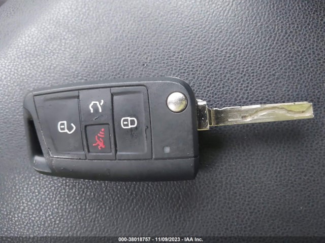 Продажа на аукционе авто 2019 Volkswagen Jetta 1.4t R-line/1.4t S, vin: 3VWC57BU6KM065875, номер лота: 38018757