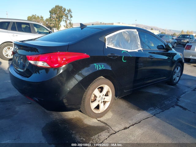 2013 HYUNDAI ELANTRA GLS (ULSAN PLANT) VIN: KMHDH4AE0DU888514