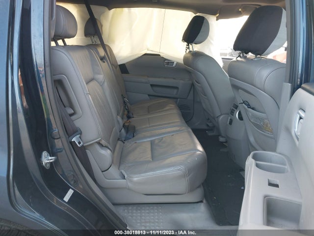 2010 HONDA PILOT EX-L VIN: 5FNYF4H51AB004022