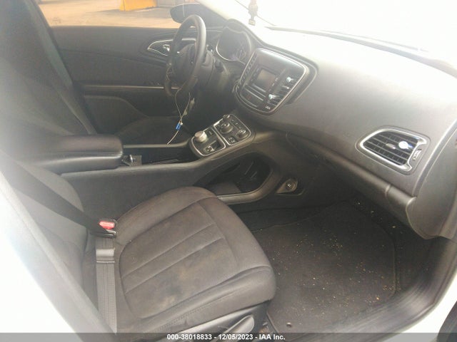 1C3CCCAB3FN593651 Chrysler 200 Limited