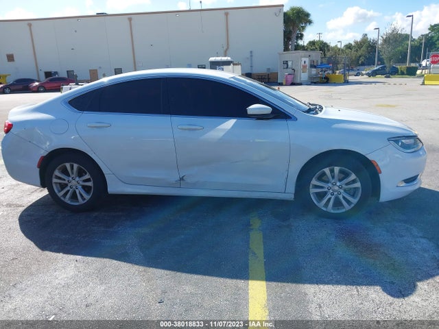 1C3CCCAB3FN593651 Chrysler 200 Limited