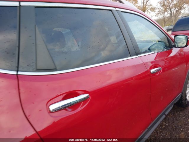 JN8AT2MV6HW267976 Nissan ROGUE SV
