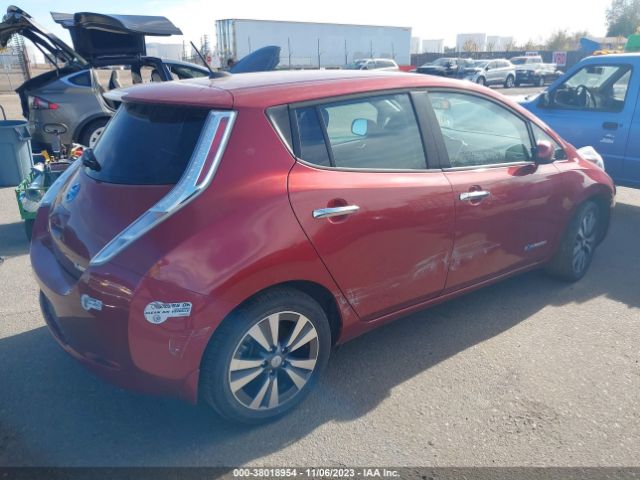 1N4AZ0CP9FC312284 Nissan LEAF SV