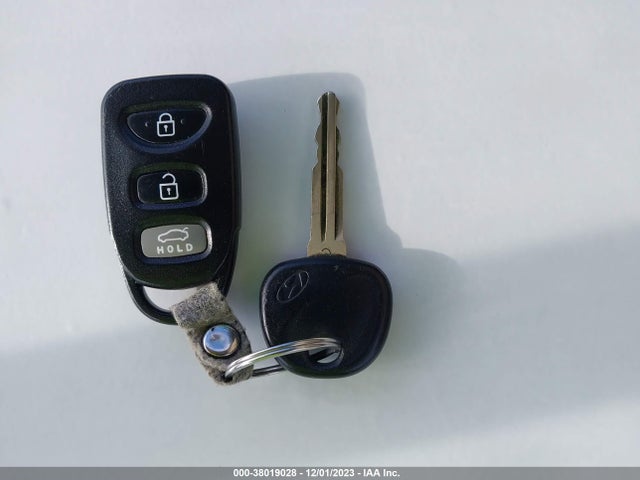 2014 HYUNDAI ELANTRA SE VIN: 5NPDH4AEXEH510863