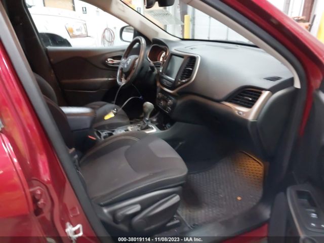 1C4PJMCS5FW589391 Jeep Cherokee Latitude