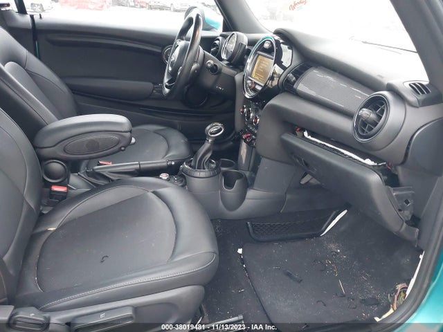 2016 MINI CONVERTIBLE WMWWG5C57G3A83493 Photo 4