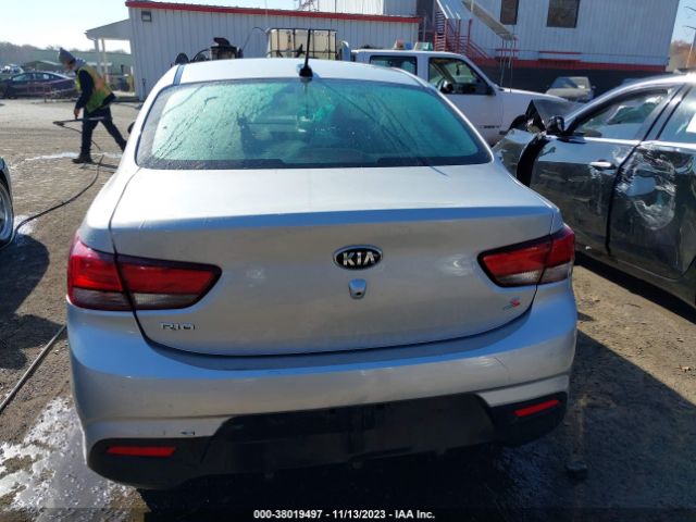 3KPA24AB1KE186938 KIA RIO S