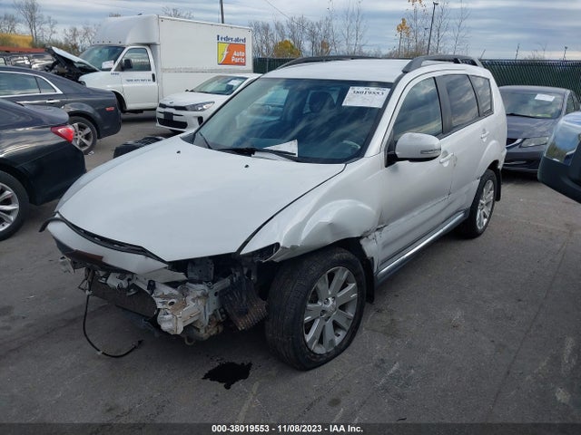 2011 MITSUBISHI OUTLANDER SE VIN: JA4JT3AW6BU018850