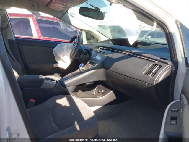 2015 TOYOTA PRIUS JTDKN3DU0F0401307 Photo 4