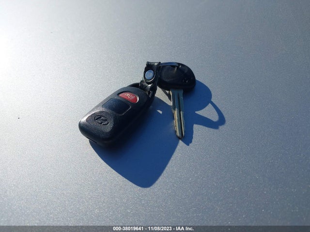 2019 HYUNDAI ELANTRA SE VIN: 5NPD74LF8KH442910