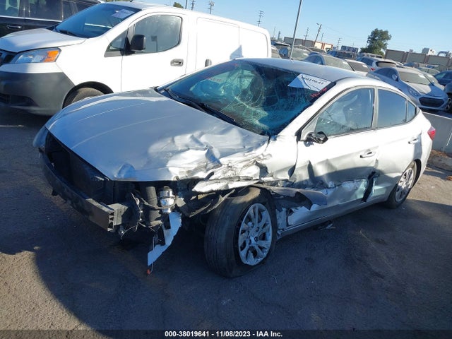 2019 HYUNDAI ELANTRA SE VIN: 5NPD74LF8KH442910