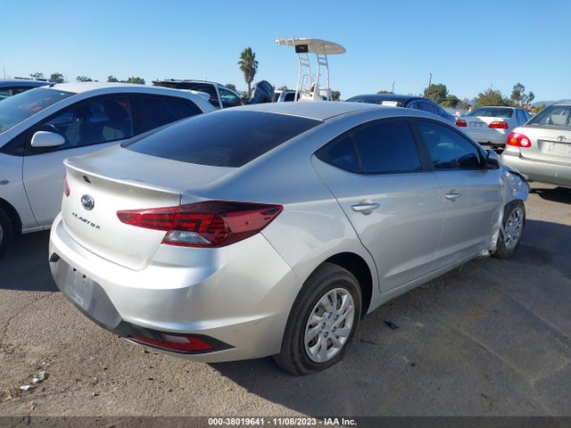 2019 HYUNDAI ELANTRA SE VIN: 5NPD74LF8KH442910