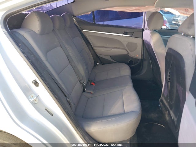 2019 HYUNDAI ELANTRA SE VIN: 5NPD74LF8KH442910
