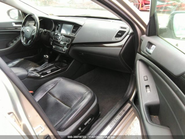 KNALN4D78E5153844 KIA Cadenza Premium