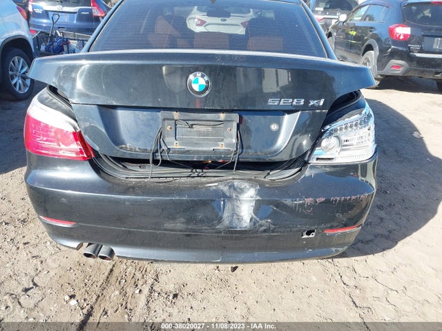 2008 BMW 528XI VIN: WBANV13568CZ60211