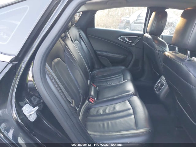 Chrysler 200 C 2015 1C3CCCCB3FN544205 Image 8