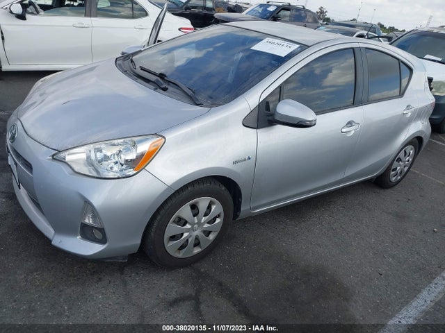 Toyota Prius C Three 2014 JTDKDTB3XE1565086 Image 20
