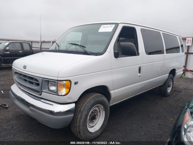 2001 FORD ECONOLINE WAGON XL/XLT VIN: 1FBSS31L01HB16741