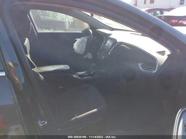 Chevrolet MALIBU LT 2018 1G1ZD5ST4JF160843 Image 5