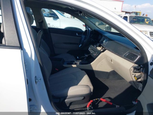 5XXGT4L35HG145208 KIA Optima Lx