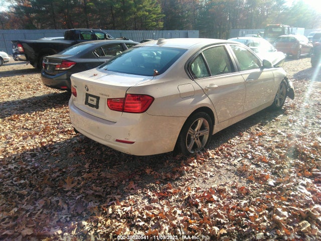 WBA3B5G57ENS09605 BMW 328i Xdrive