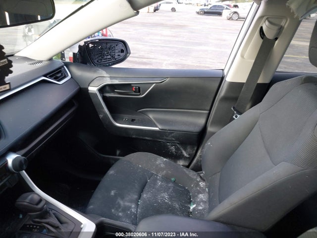Toyota RAV4 LE 2021 2T3H1RFV3MC152686 Image 5