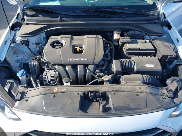 2018 HYUNDAI ELANTRA SEL VIN: 5NPD84LF6JH293649
