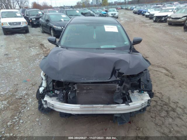 19XFC2F58HE061972 Honda Civic Sedan Lx
